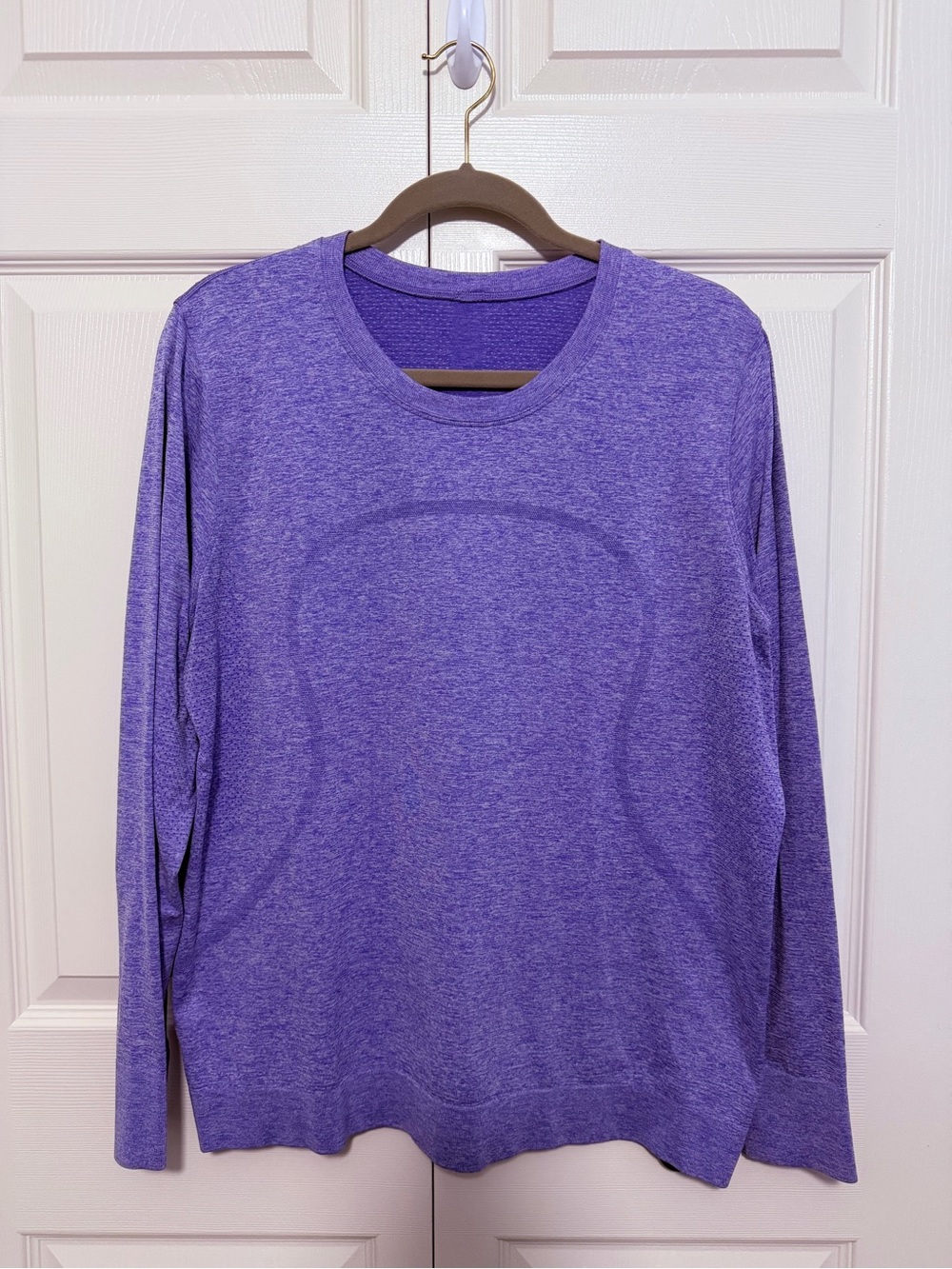 Lululemon Relaxed Swiftly Tech 2.0 Long Sleeve Shirt Hip Length Size 14 Purple
